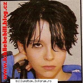 poze cu bill kaulitz - waw ce scump e in poza asta ....... oare cati ani - Bill