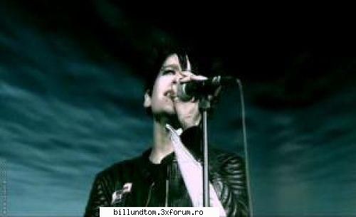 :nod::nod: poze cu bill kaulitz