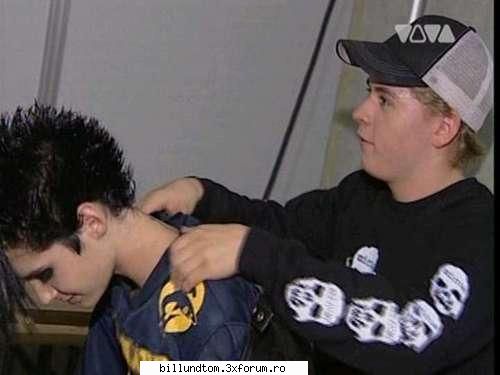 poze cu bill kaulitz - doamneee`.. ..ce n`ash da sa fiu` eo in lokul - Bill